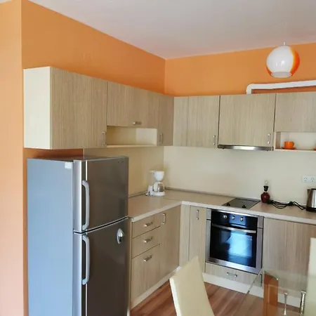 Private In - Aquamarine * Golden Sands